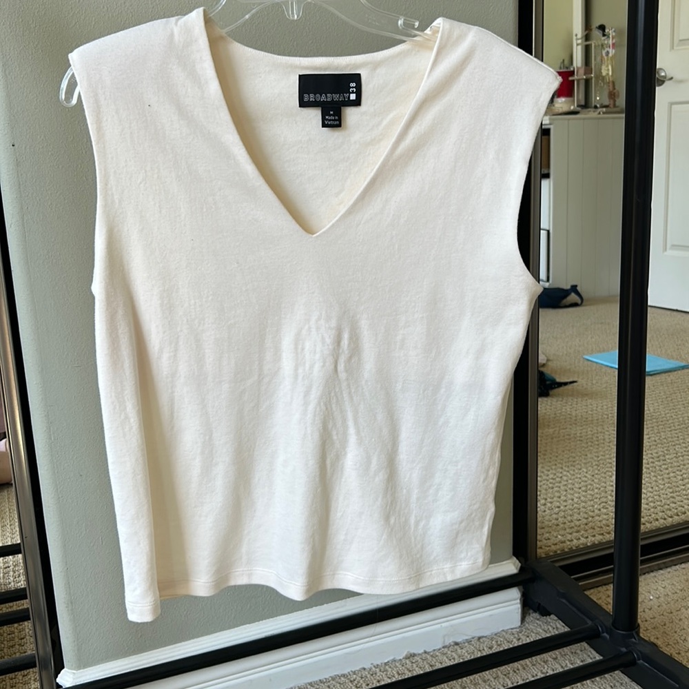 Crème tank top